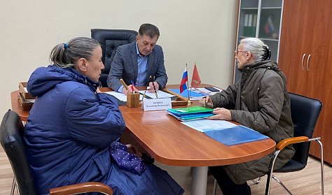 Депутат провел прием избирателей
